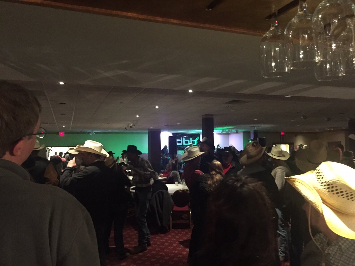 Come out to the #rodeo in #Wilmington ma tonight #Aleppo #shriners. Lots of #cowboys &amp; #cowgirls