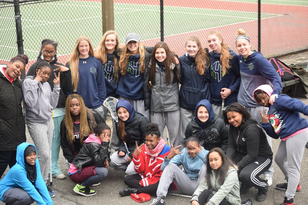 HarlemLacrosse's tweet photo. HLers had a great Sunday-Funday at the handball courts hosting our new friends @Big4HHH ! We can't wait to visit you in Philly! https://t.co/RxvDWoHOfQ