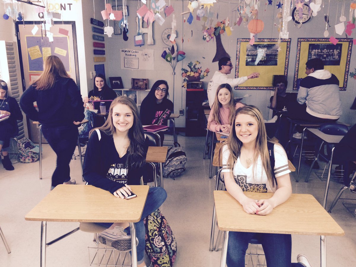 Miss_Sherrod's tweet photo. Some of my first period kids!Good start to the day #forneyfocus https://t.co/0G5jvGTStq