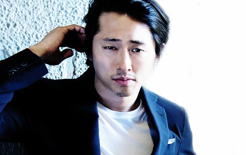 SteveYeunDaily's tweet photo. Steven Yeun photographed for Ambassador Magazine. https://t.co/RjynTtAvPt
