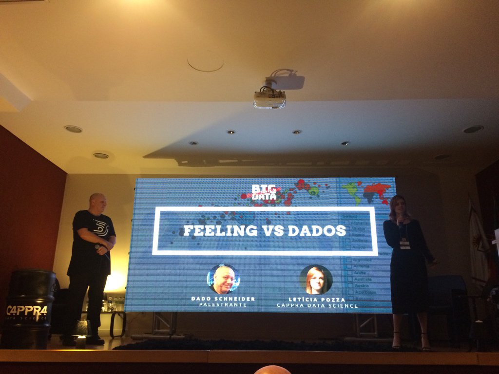 oestatisticoweb's tweet photo. Aprendendo com a vasta experiência de @dado4314 #bigdatarevolution2017 https://t.co/vuCiLsy2Cq