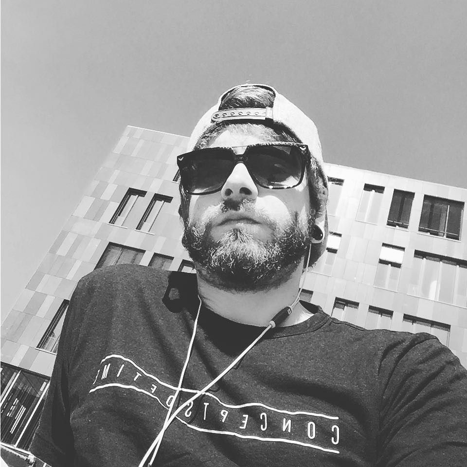 mrksjgn's tweet photo. Damn, I needed the #sun. #enjoylife #0711 #techno #stuttgart #conceptsoftime https://t.co/0MVT1ZQnuU