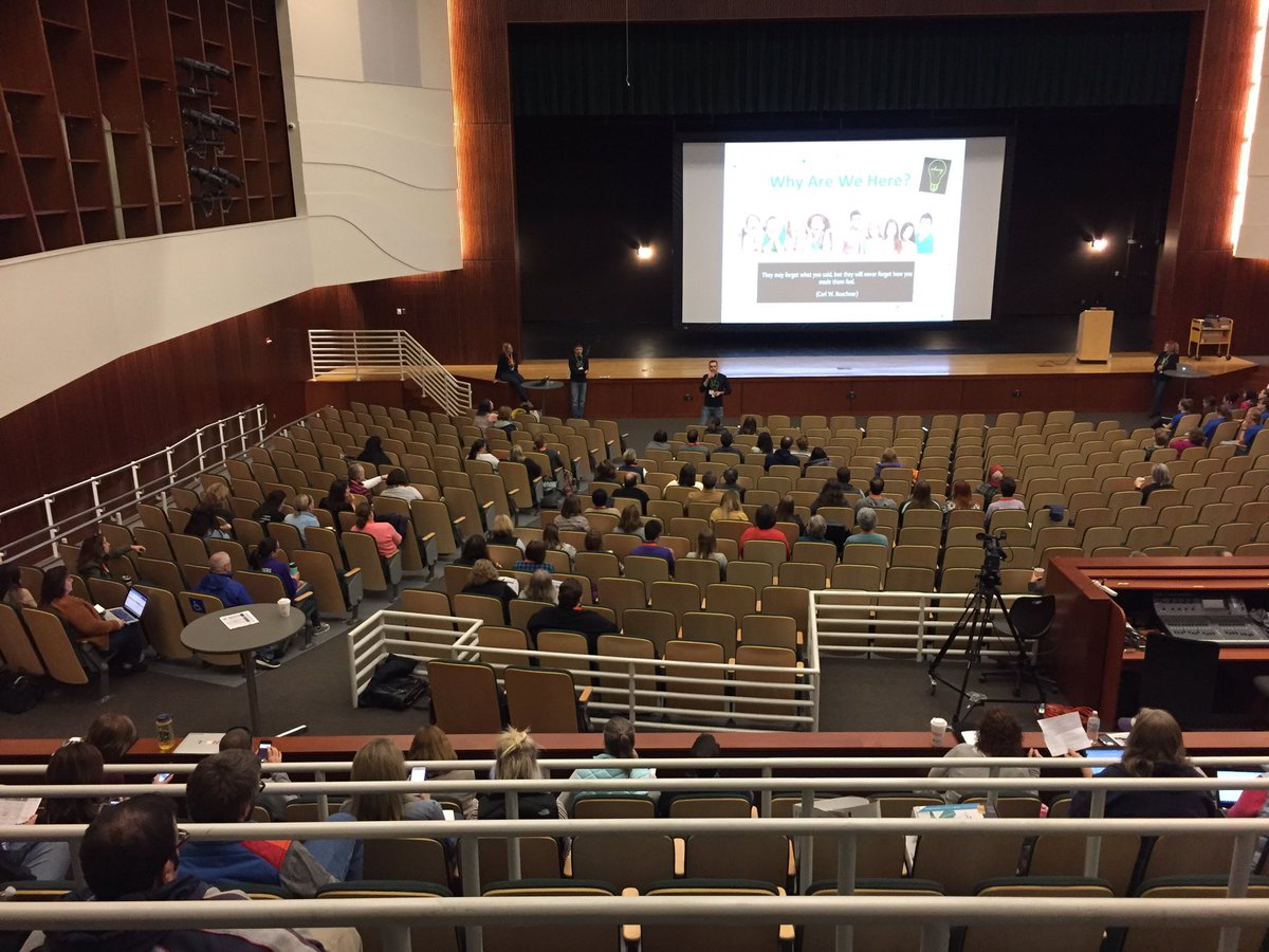 loganh_helpdesk's tweet photo. @jkellyGHS introduces this year's attendees to #EdCampGrafton https://t.co/qH1ycvw3Kp
