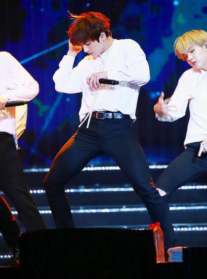 Alieva_Gulayy's tweet photo. Сдохнуть и не жить после таких фоток
#bts #jungkook https://t.co/wPSiKn65wl