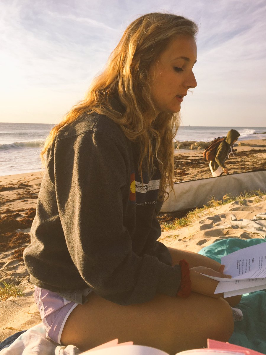 gracelewtay's tweet photo. God has something big on the horizon for you🌅 https://t.co/NmXKHigNdN