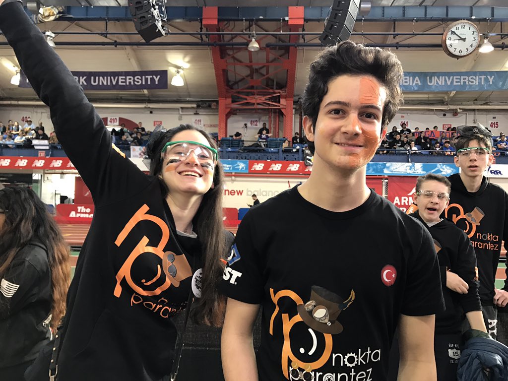 nativemarkest's tweet photo. Ready for the first match👍 @nycfirst @noktaparantez #firstnyc2017 #morethanrobots @hisar_school #team6431 https://t.co/lfACEu3Y2u