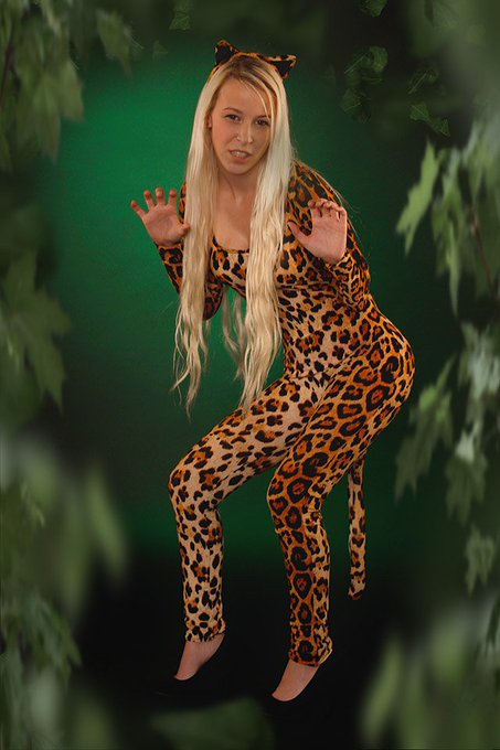 Was treibt ihr denn so am Samstag? Ich freue mich schon mega auf morgen... #SexyJenJen #Bremen #Webcamgirl<a href="/tag/model"class="tags"><span>#model</span></a><a href="/tag/cute"class="tags"><span>#cute</span></a><a href="/tag/sweet"class="tags"><span>#sweet</span></a><a href="/tag/blond"class="tags"><span>#blond</span></a><a href="/tag/bremen"class="tags"><span>#bremen</span></a><a href="/tag/webcamgirl"class="tags"><span>#webcamgirl</span></a>