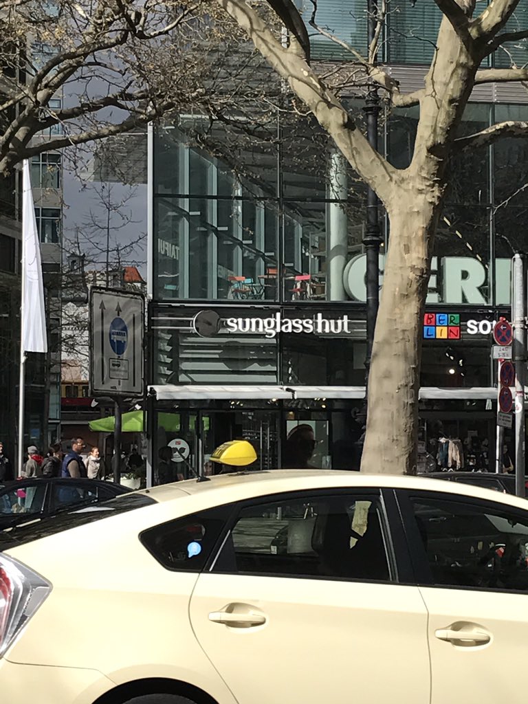 SGHtash's tweet photo. Hi @CNeugier #wheninberlin... sorry I didn't have time to pop in tho... lots of love! ❤ https://t.co/TVVzK22eOy