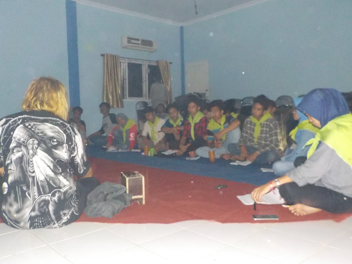 WIRPALA_PPNP's tweet photo. manajemen organisasi pencinta alam 2017 https://t.co/CVQQTy4pXJ