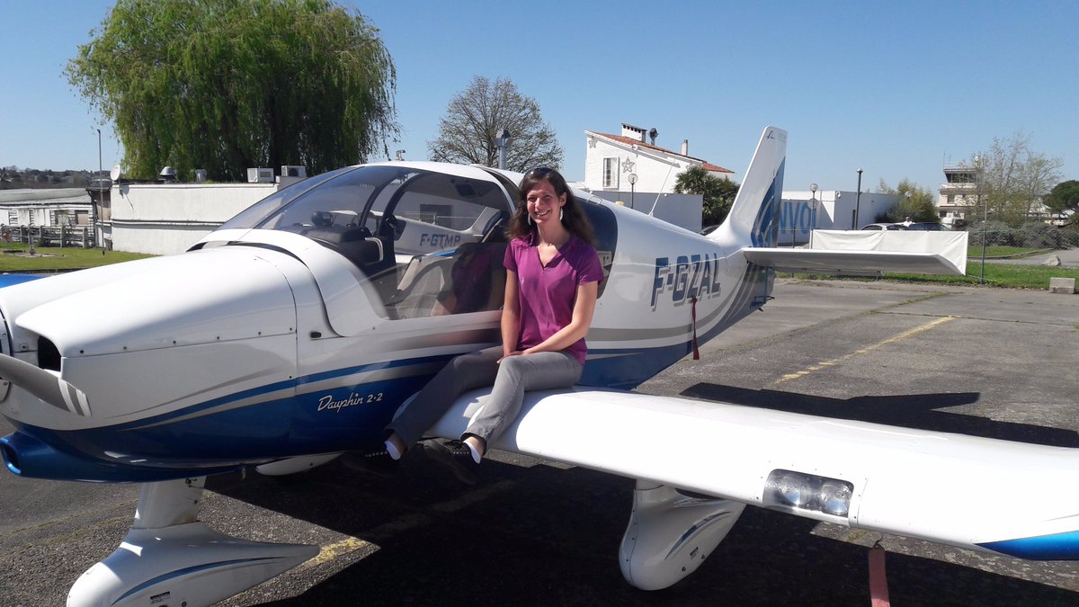 fly_ACTMP's tweet photo. Bienvenue à Alice, notre nouvelle instructrice permanente. Nous lui souhaitons de très bons vols à l'ACTMP ! https://t.co/cu3A68ZQu1