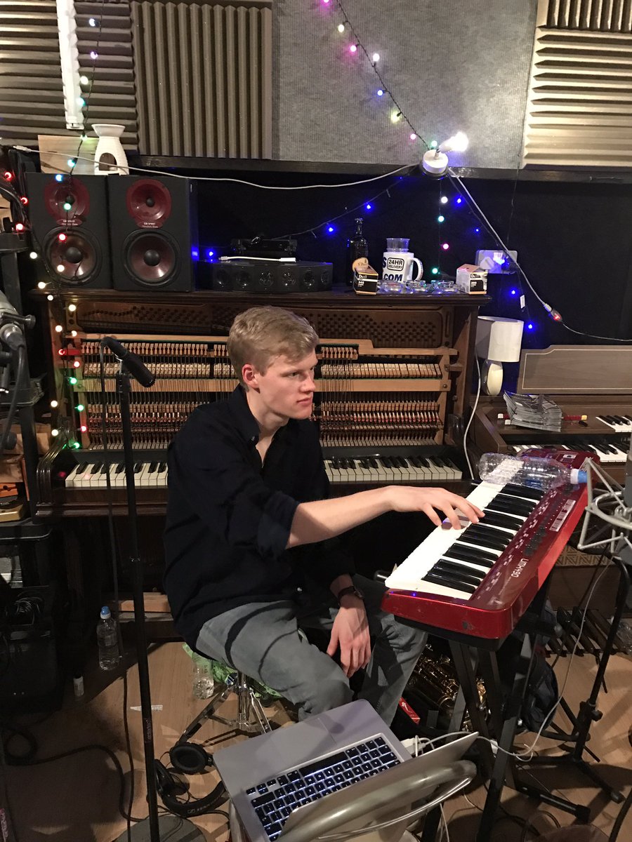 Jonny on the keys 🎹 #48