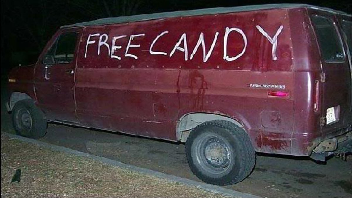 OfficiallyJamo's tweet photo. #ThingsMoreTrustedThanTrump ANY VAN THAT SAYS FREE CANDY ON THE SIDE OF IT!! https://t.co/Cphpu9HGDi