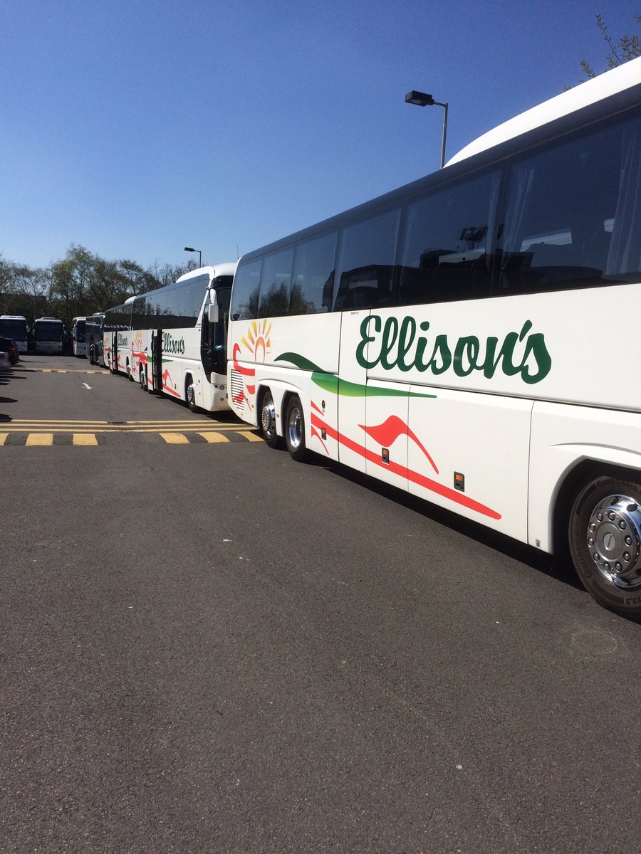BrimsonM's tweet photo. Re14ell tn65ell ds62ell in joying there sunshine at West Bank https://t.co/1mXe8Hv7Lm