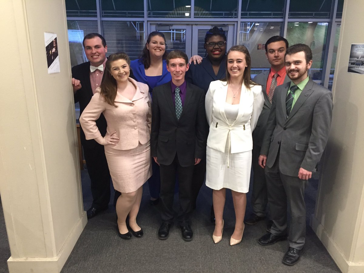Thundering_Word's tweet photo. The Thundering Word Showcase was a blast! Here's a shot of your nationals team that will leave Wednesday! https://t.co/hBsCTbkA0o