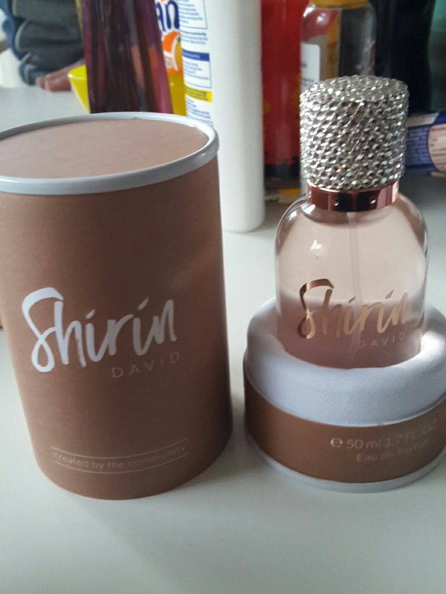lovely_8890's tweet photo. @ShirinDavid Danke Danke Danke das du das rausgebracht hast es riecht so unnormal gut! I love it❤😍 Created by the Community!!!!🙋👊💋💋💋💋💋 https://t.co/PL3Ntg7sD7