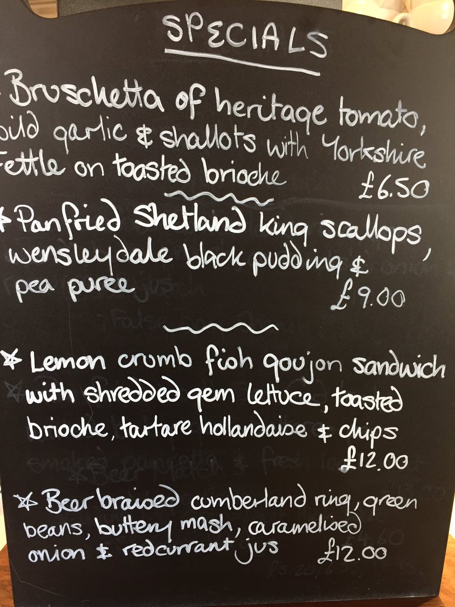 And here are the bruschetta &amp; cod sandwich specials in all their glory with cold #veltins supplied to us by <a href="/PivovarUK/">Pivovar</a>