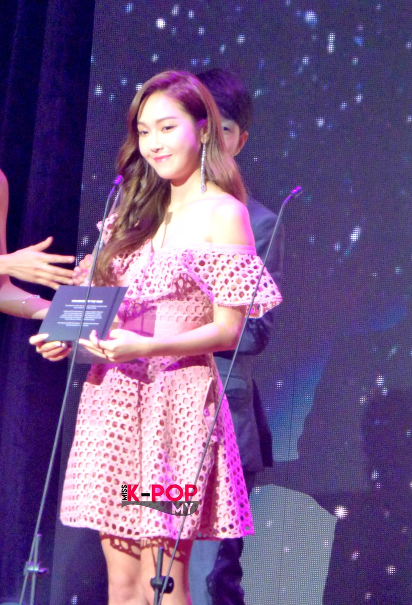 misskpopMY's tweet photo. #jessicajung #jessicajungInMY #InfluenceAsia2017 #InfluenceAsia https://t.co/rlY7IZUyNY