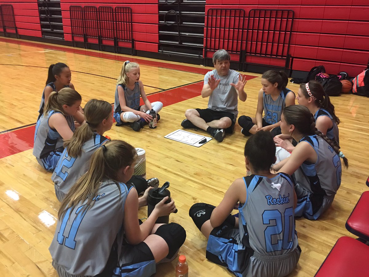 phoenixselect's tweet photo. Phoenix 2023 up 20-0 at the half!
#PlayingUp #PhoenixSelect #GettingBetter #PlayingSmarter https://t.co/H1pZC3lIFO