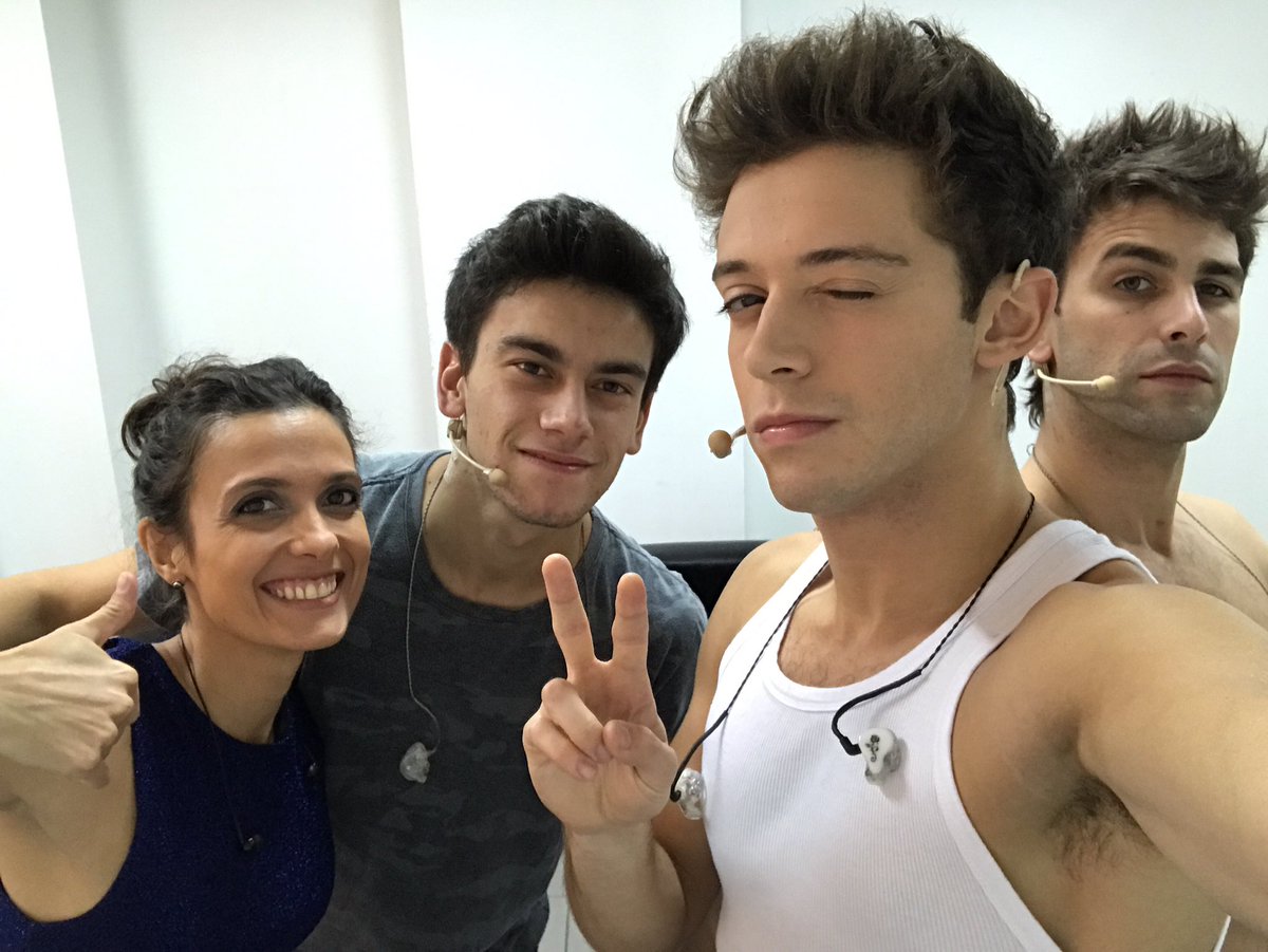 _ruggero's tweet image. Los do... los dormidos calentando las voces 😌😌😌💤💤 @agus_bernasconi @gvietto6
