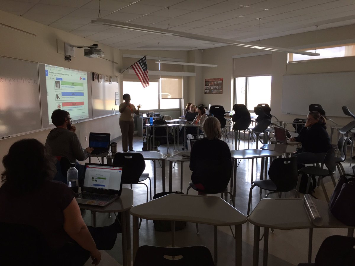 loganh_helpdesk's tweet photo. All these tech sessions are going great! Hope you're all enjoying #EdCampGrafton https://t.co/NmeKJwivUf
