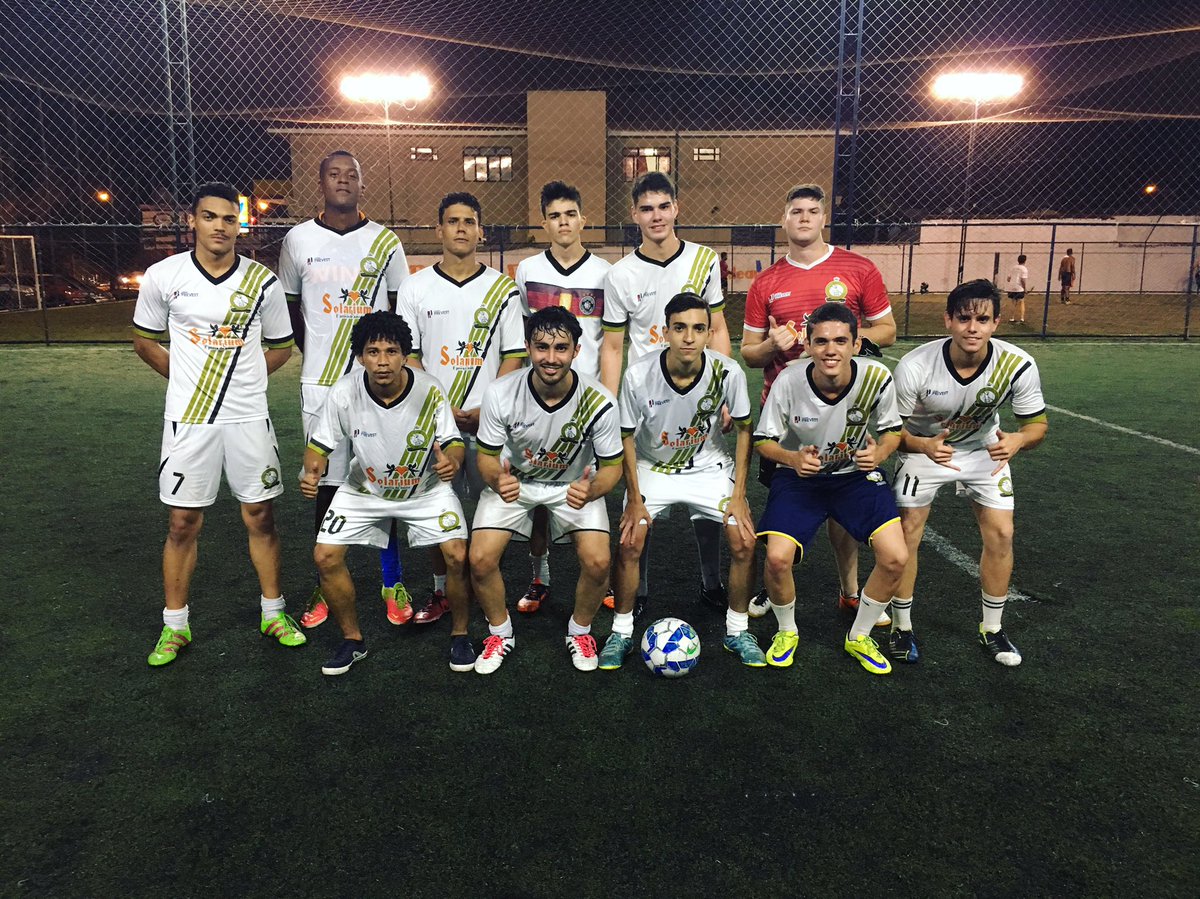 Mulekada_FC's tweet photo. Segundo jogo e segunda vitória do ano, devagar pq estamos voltando. #vqv 〽️⚽️⚽️ MKD 7x5 Iludidos! https://t.co/LxVVVrCRwq