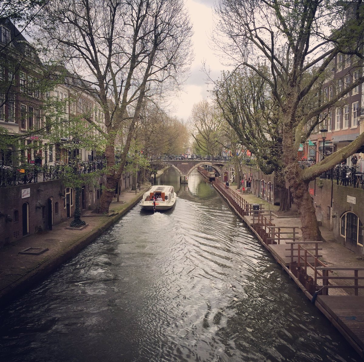 Rondvaartboten afgezaagd? I love it :-) #utrecht #oudegracht