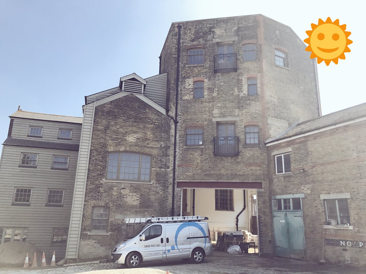 HAINES_AV's tweet photo. Time to #Techorate the #old #Rochester #Brewery #lighting #heating #security #AV #homeautomation #PlatinumDealer @Control4  @SmartHomePros https://t.co/utumTrlwtM