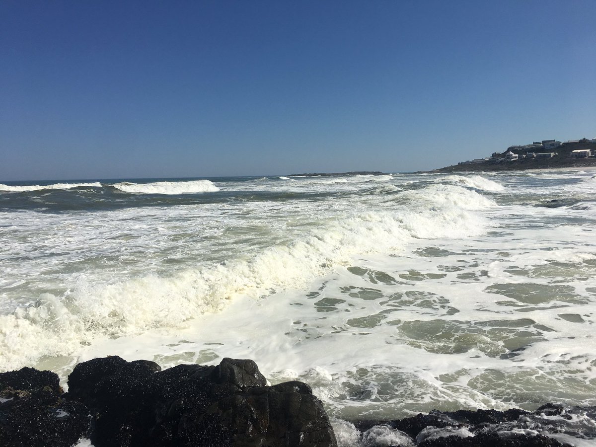 CavemanDiaries's tweet photo. It's a beautiful day enjoy it #LoveCapeTown, #Yzerfontein, #ShotLeft https://t.co/HEPNrwd7ZS