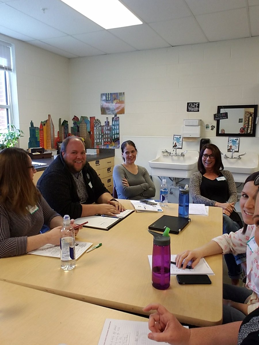 VirdensThird's tweet photo. What's the problem? PBL INFO! @SpartaTrojans #edcampSWMO https://t.co/am4jknR9ty