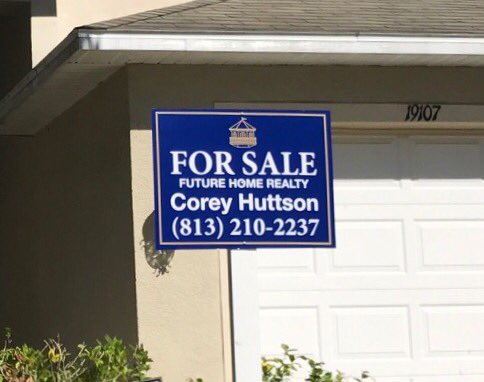FASTSIGNS2012's tweet photo. We love working with #realtors! Custom #ForSaleSigns designed to your specs!! We're happy to help. #RealEstate https://t.co/uODr3XqtTp