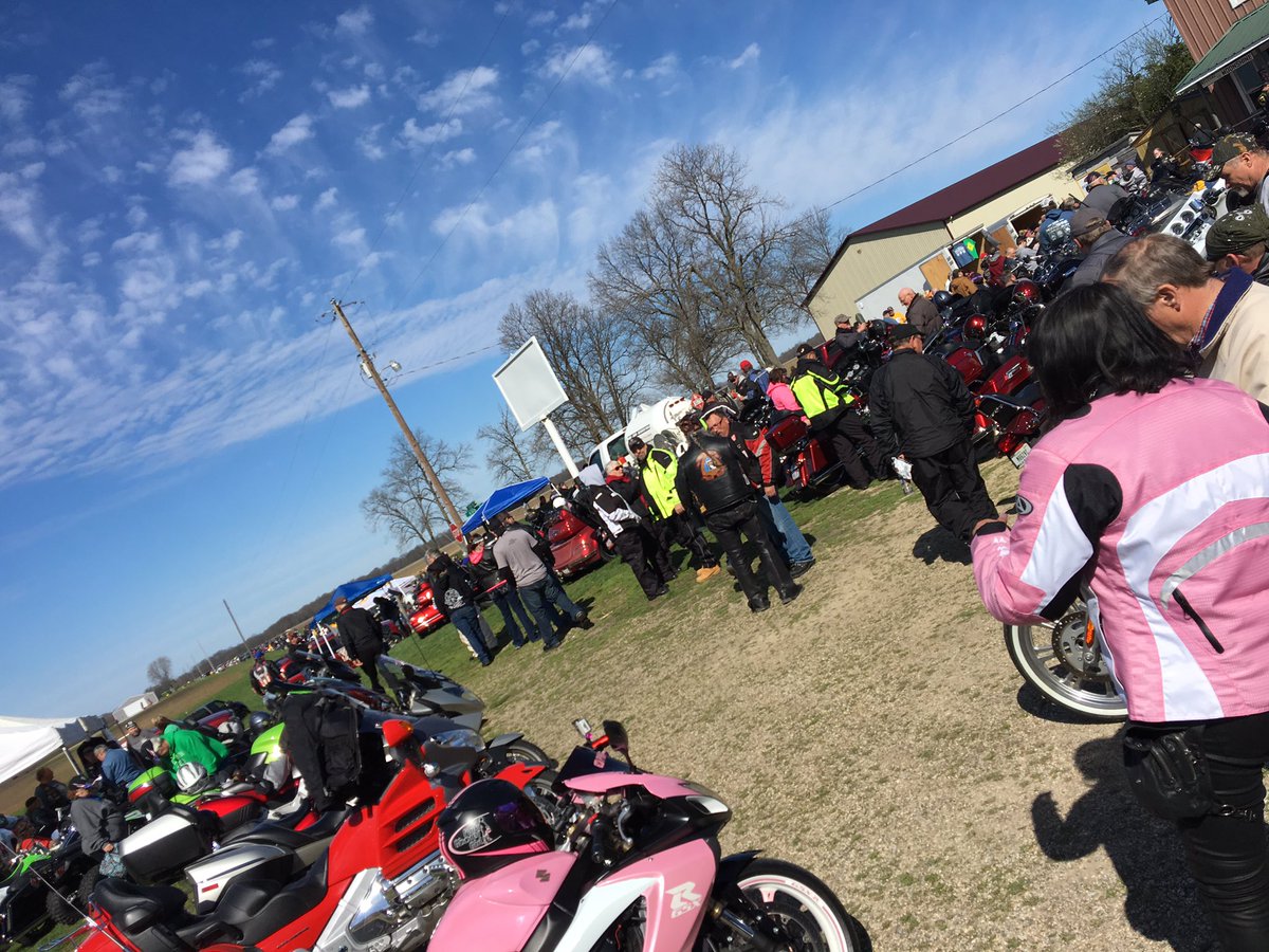 Billaster1's tweet photo. Moonshine Lunch Run https://t.co/llrfFdZXax