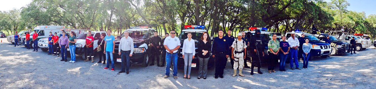 Gabyoss's tweet photo. En marcha Operativo de #SemanaSanta en #Nava Carretera 57 #DPPM @PCNAVA1 @victorzamorardz @SEDENAmx @PoliciaFedMx @rubenmoreiravdz https://t.co/Lds3aSxmod