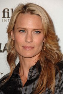 Happy Birthday, Robin Wright! Setting impossible beauty standards for yet another year. ;) 