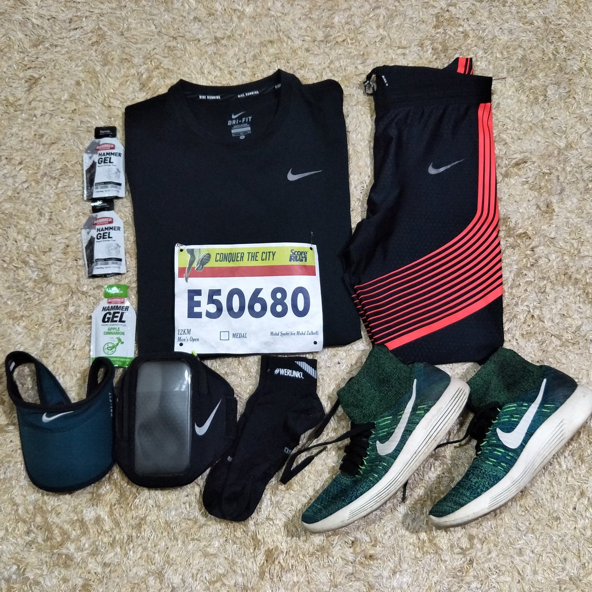 chapree's tweet photo. Not sure if i'll make it to the starting line because i'm rly rly tired but i line up my gears anyway ๐
#running #justdoit #scorerun https://t.co/86vvKohMXs