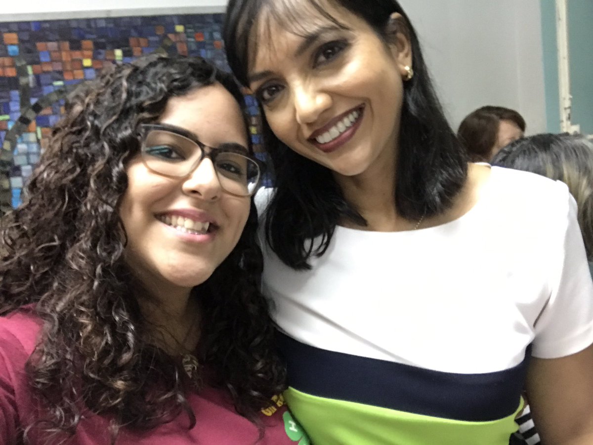 DearKary12's tweet photo. Es hora de pensar verde❣️Gracias a Nuria Sebazco y a Ada Monzón por compartir con nosotros.🍀 #Club4H  @nsebazco @adamonzon https://t.co/xTAgPKAlqb