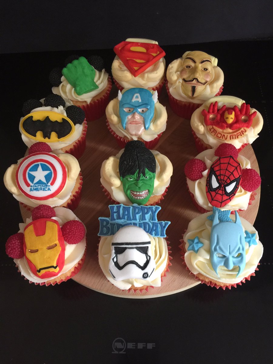 Superheroes #birthday #cupcakes.