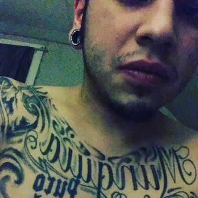 MeangreeChris's tweet photo. #NewProfilePic https://t.co/RIjD7BTlNM