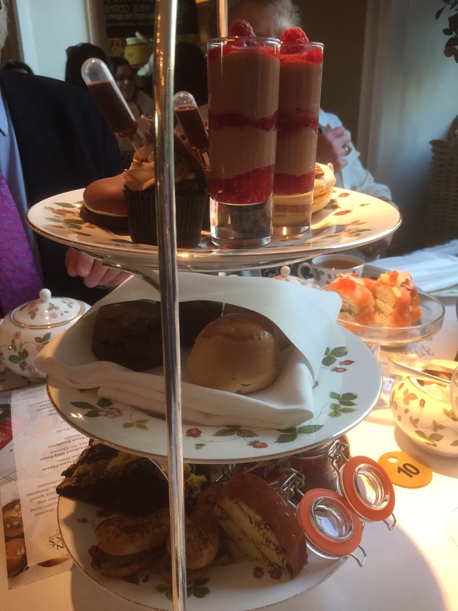 Mercedes_HOD's tweet photo. Thanks to @hyattregency and its staff. We enjoyed the new Chocolate @greenandblacks afternoon tea. AMAZING!!! https://t.co/ML4R7w7NdT