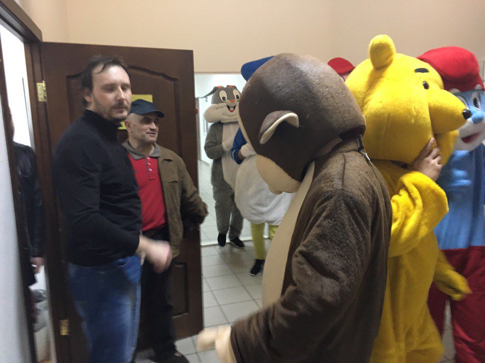 sknovosti's tweet image. Креатива не хватило. Администрация @kondratyevvi сама распиарила открытие в Краснодаре штаба @navalny, устроив глупые представления)