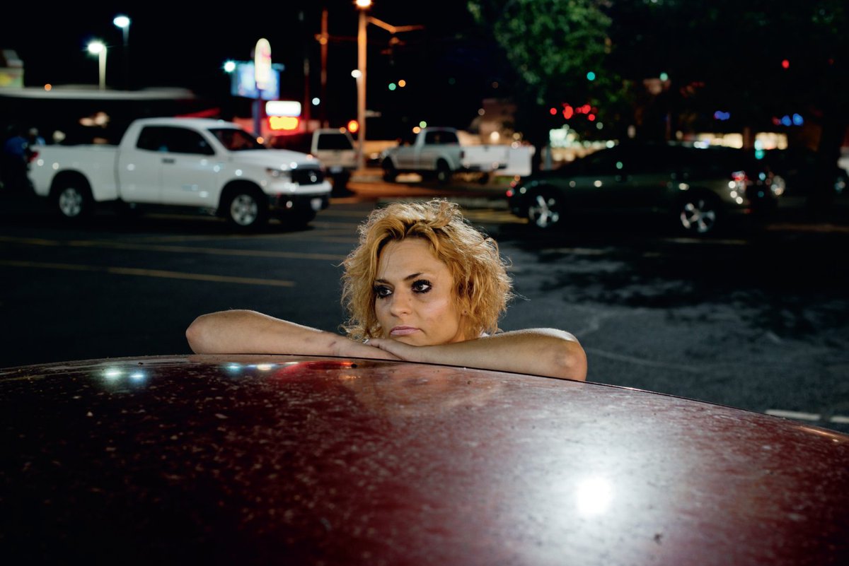 aperturefnd's tweet photo. Carloyn Drake (@drakeycake) captures the world she lives in with warmth and lyricism. See more in #AmericanDestiny. https://t.co/Wc3L7QG6ZR https://t.co/aH6qrtXgAo
