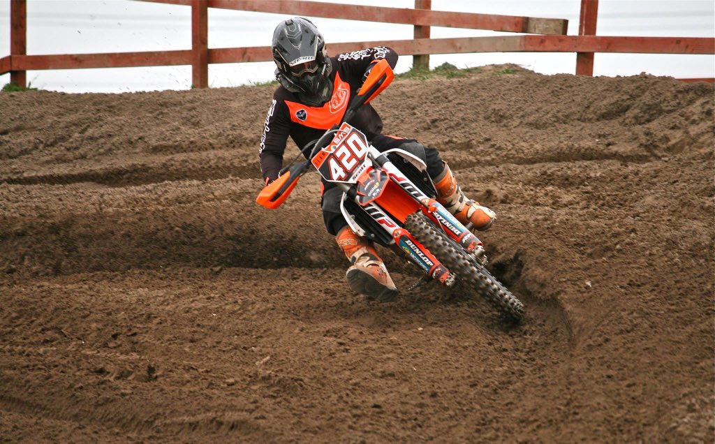 JeanStephens66's tweet photo. #MotocrossMum #Photographer #PrestonDocksMXTraining https://t.co/gxicfjP7mk