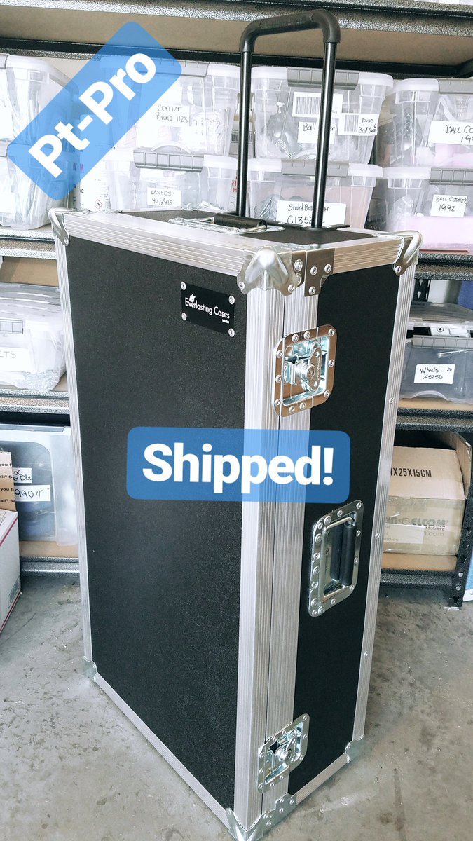 STeachingGuitar's tweet photo. New pedal board case is on the way...thanks Joel! @EverlastingCase https://t.co/h3DEnCtyp1