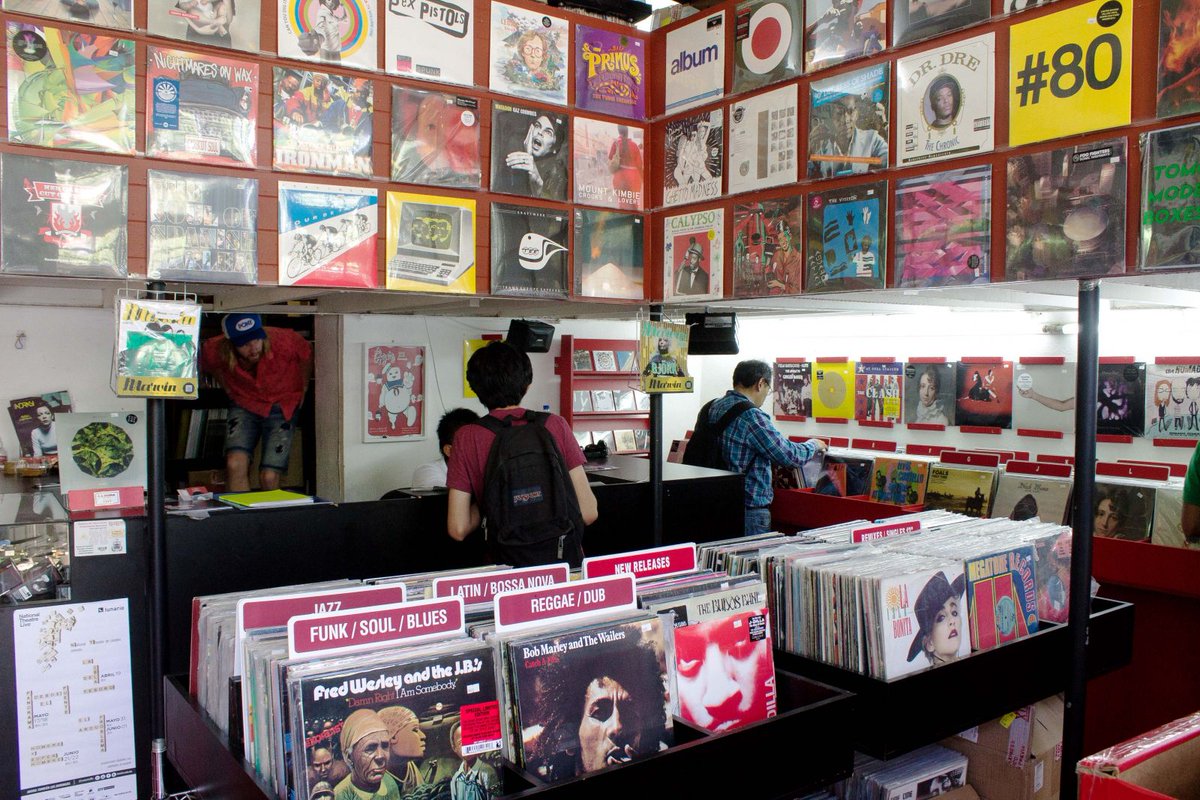 LifeBoxset's tweet photo. Lugares que debes visitar si amas la música indie https://t.co/3gzIQz6RYA https://t.co/2T6REqD78X