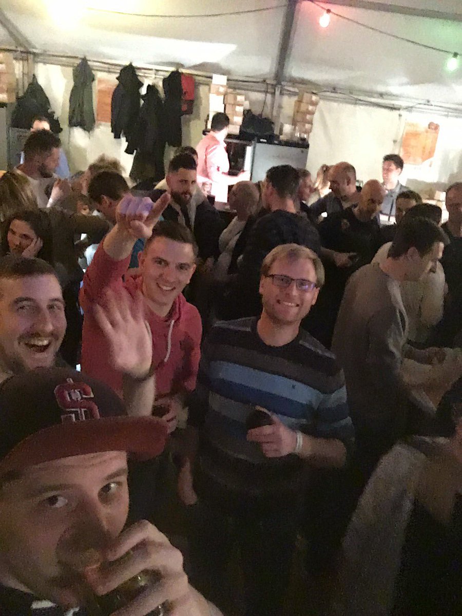 realWeizenbomba's tweet photo. #tatwaffe #gntm #weilwirdiebempflingersind #skysportsnewshd https://t.co/ojnjPfKAky