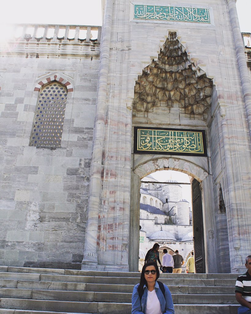 stfyguerrero's tweet photo. @leylatanlar Hola gracias a ti ! Saluuuuudos anduve de vacaciones en Estambul el año pasado un abrazo desde Chile https://t.co/1Hzt7fs7Yw