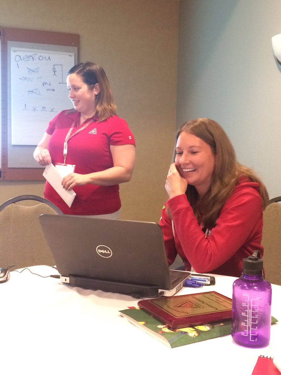 welchtima's tweet photo. ASMs Amy and Eryka explaining the benefits of PQAs #SCNST17 https://t.co/wEwhTTS74p