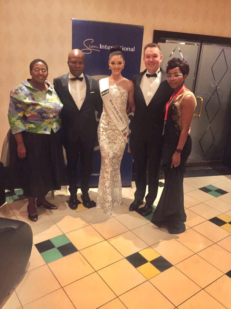 LebogangMaile1's tweet photo. The 2nd Annual @TEAwards17 #TEA2017 #CarnivalCity https://t.co/ZE9pf5aliy