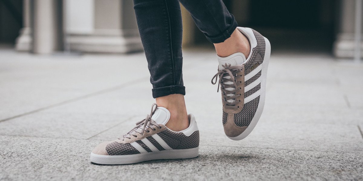 adidas wmns gazelle vapour grey footwear white