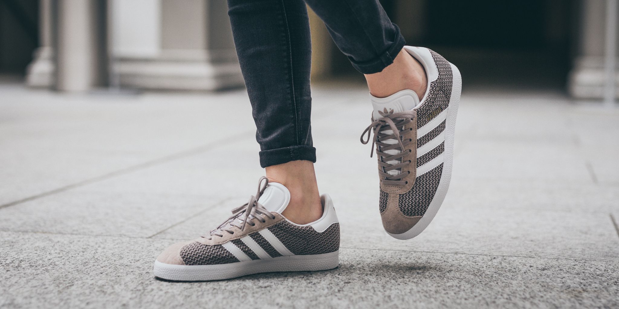 Titolo on Twitter: "NEW Adidas Gazelle W - Vapour Grey/Footwear White/Vapour Grey HERE: https://t.co/PPfBwYauzp https://t.co/q6udxhFOwh"