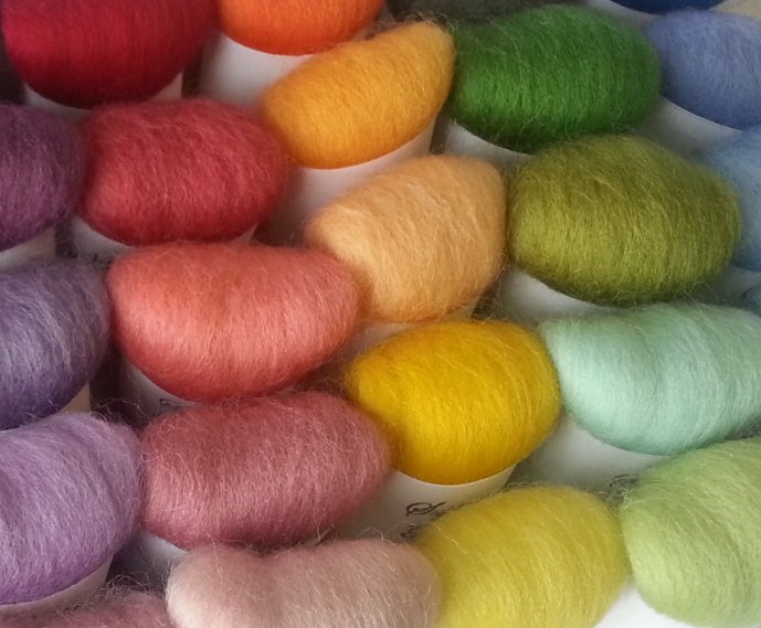 root_division's tweet photo. #RDArtist #EvaEnriquez will show us the ropes on felting! Sign up for the 2 day workshop 4/15 & 4/29 #TakeAnArtClass https://t.co/GJcOy3eqKl https://t.co/N5YhwTg38a